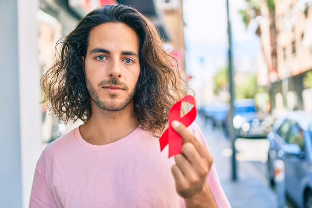Quan hệ tình dục qua đường hậu môn có dễ lây nhiễm HIV